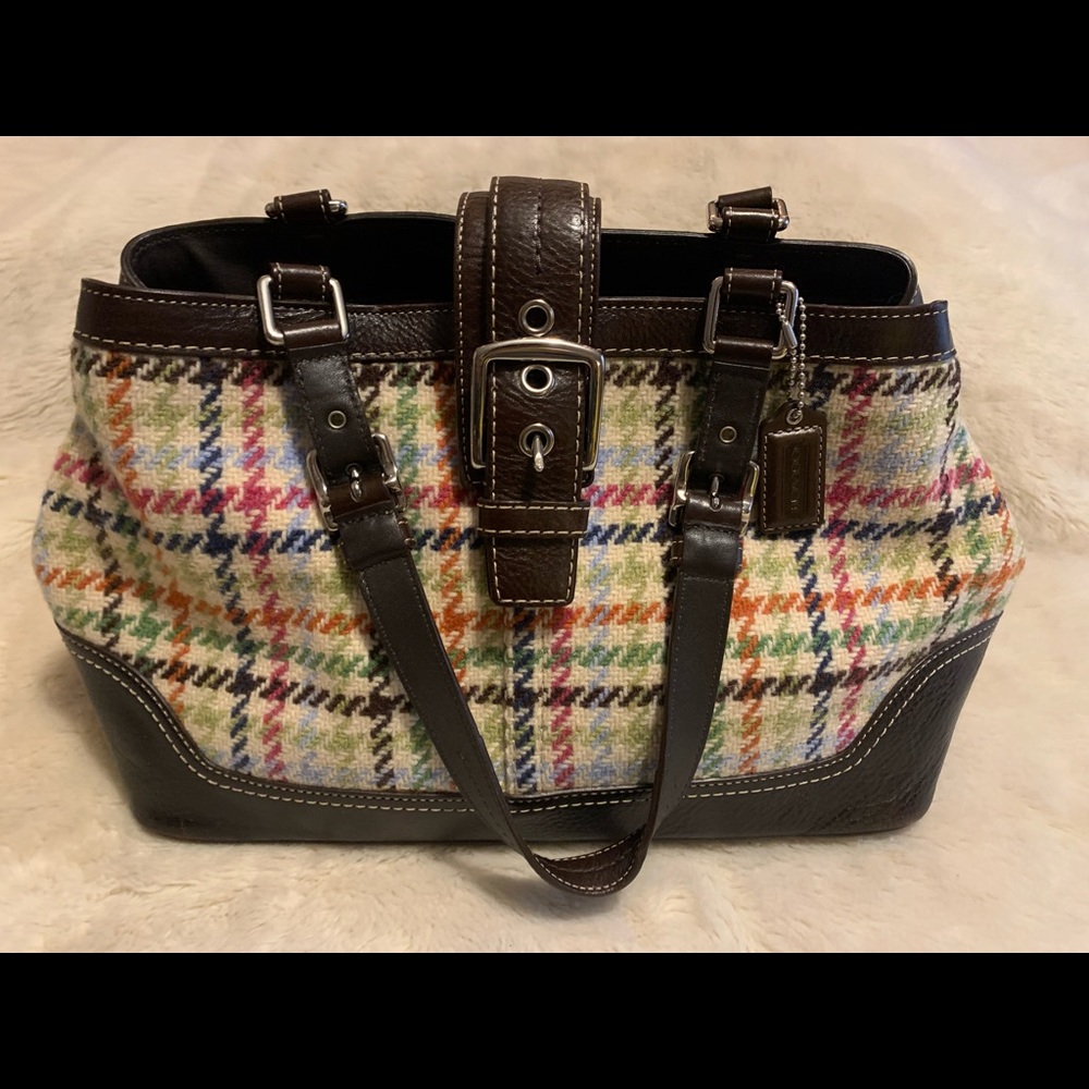 Authentic COACH tweed shoulder bag